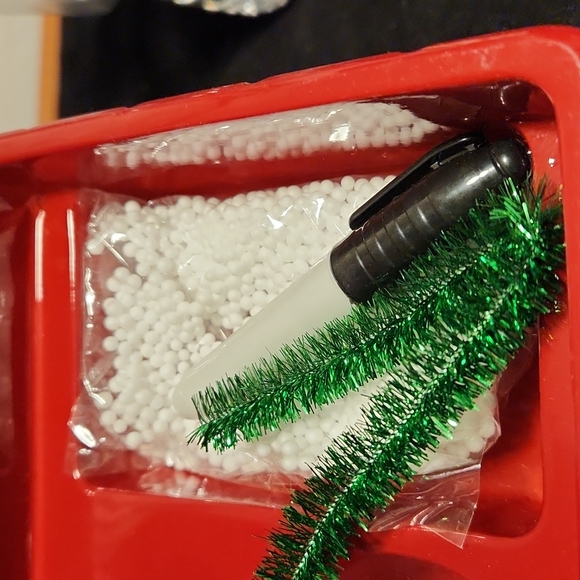 Glass Snowman Ornament Kit, New with Bonus gift - Picture 5 of 13